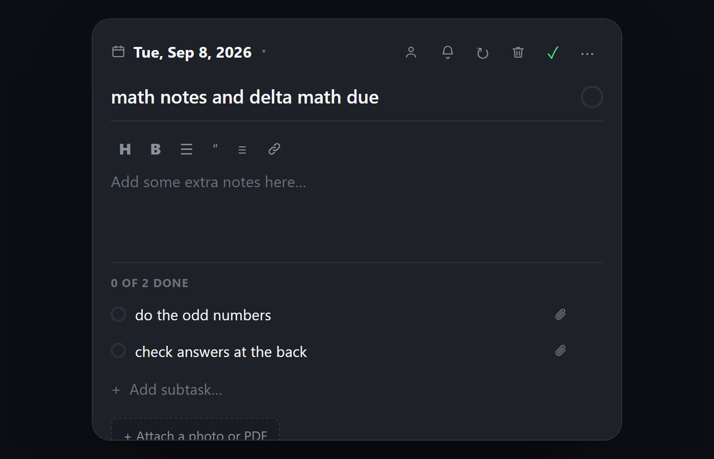 A task opened: its date, a notes field with a formatting toolbar, two subtasks, and a row of six colours.
